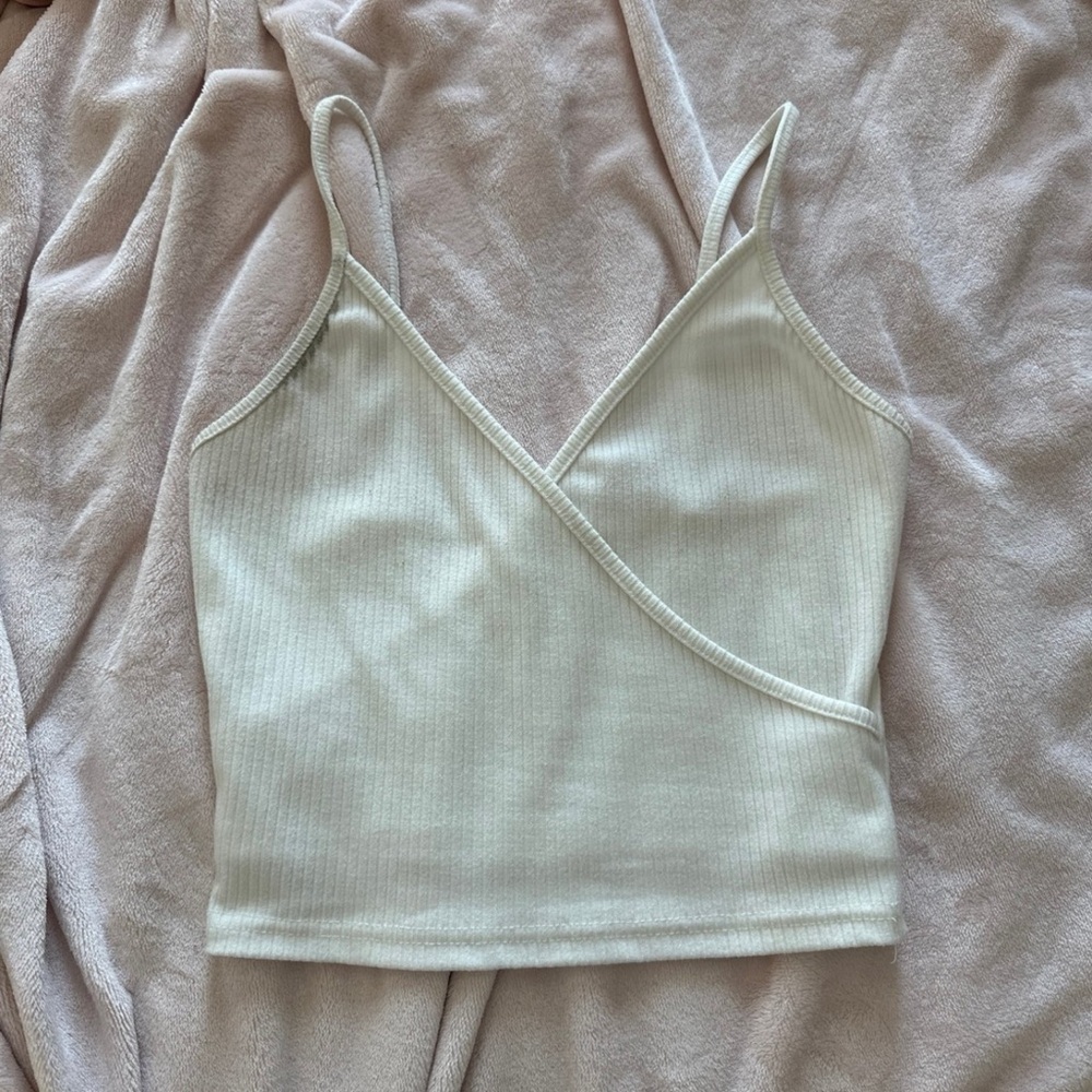 White crop top
